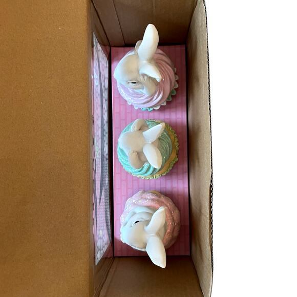 Sweet Treats Easter Cupcakes Pastel Bunny Rabbit Decor Set of 3 New - Picture 6 of 15